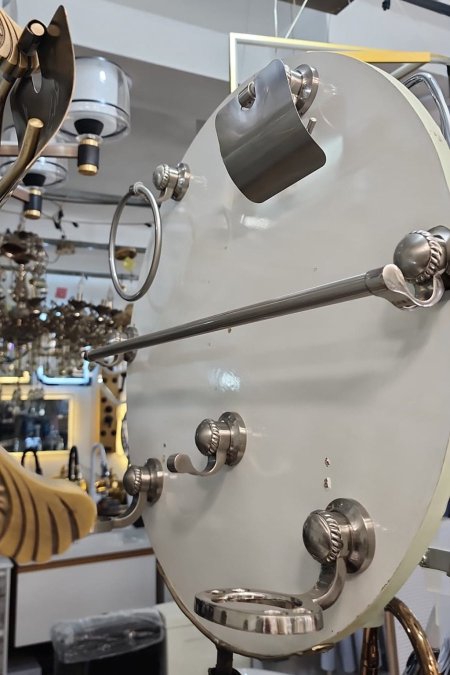 طقم إكسسوارات حمّام كلاسيك – فضي مطفي